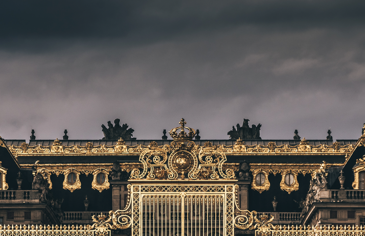 Old Elite, New Story