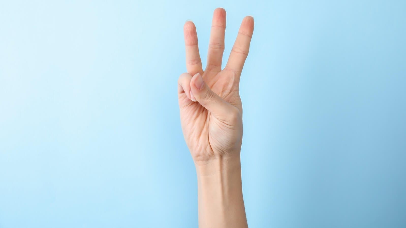 hree fingers: 3 indicators to watch