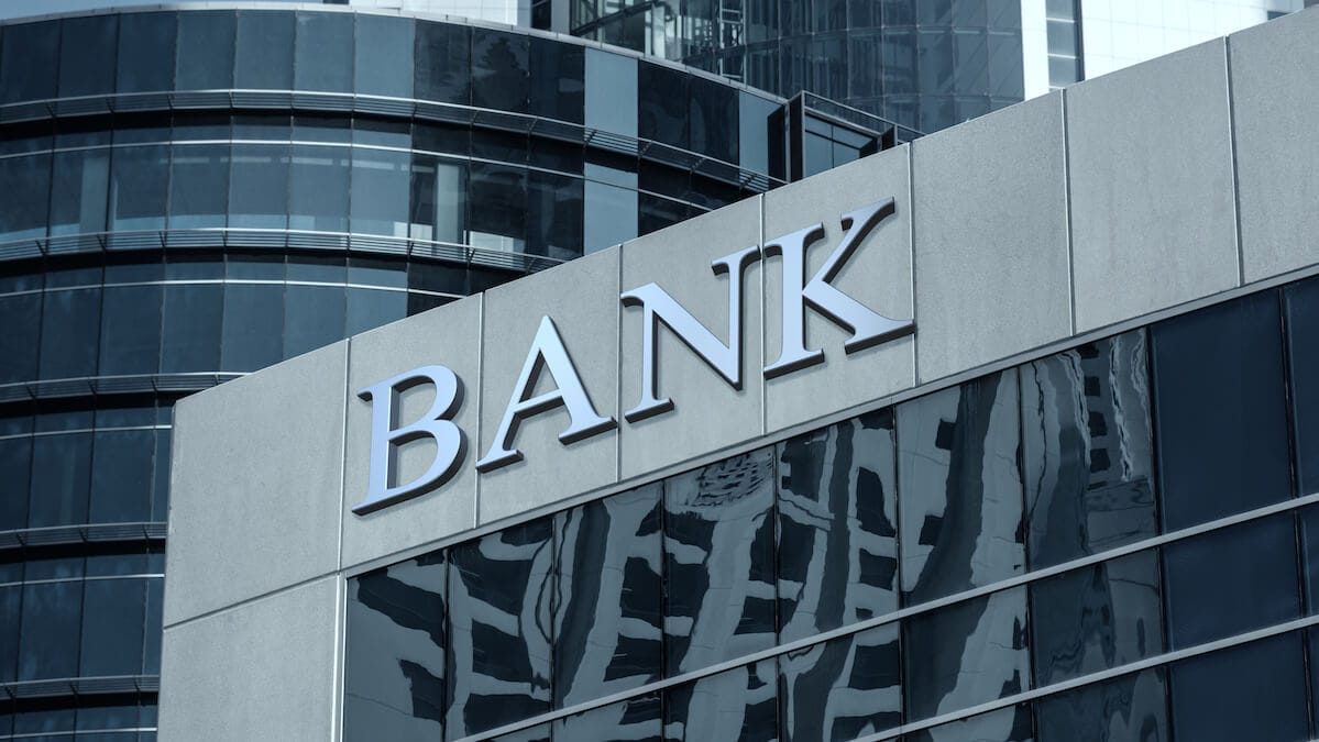 Bank building: financial stocks taking a breather
