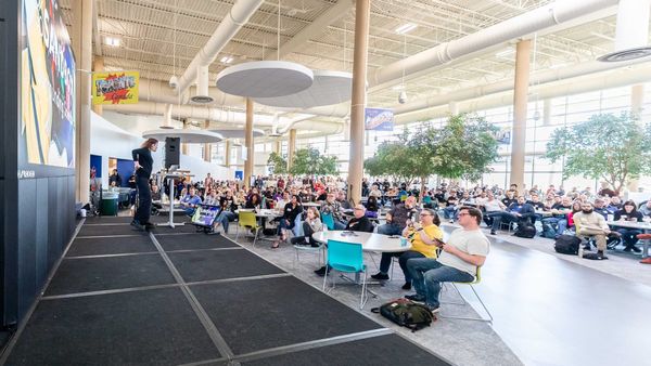 A picture of the main event room at Minnebar 2025.
