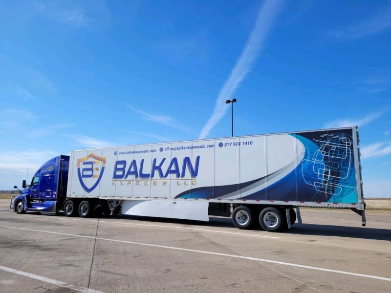 Despite 43% Freight Volume Surge, Trucking Sector Sees Bankruptcies and Over 600 Layoffs