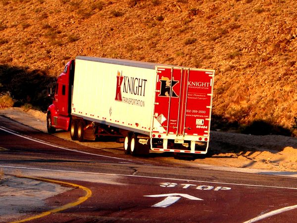Knight-Swift Sees Profit Fall Amid Low Freight Demand