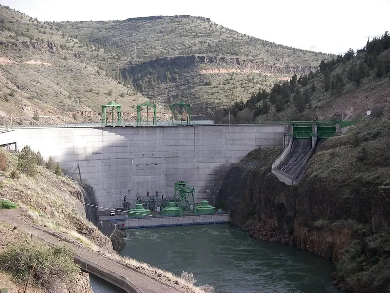 Deschutes, Interrupted: Where the Water Waits