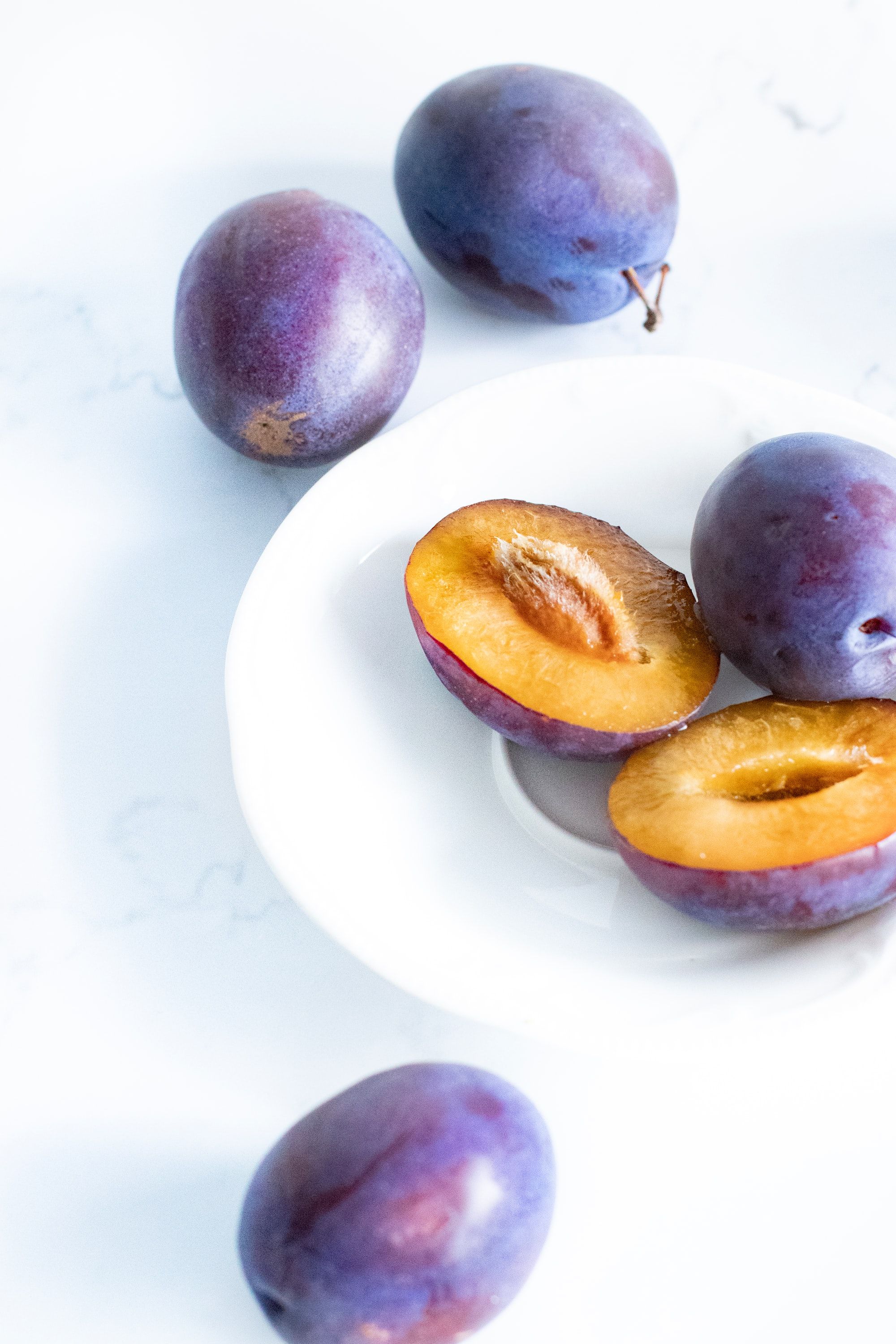 Can Dogs Eat Plums? Are Plums Safe For Dogs?