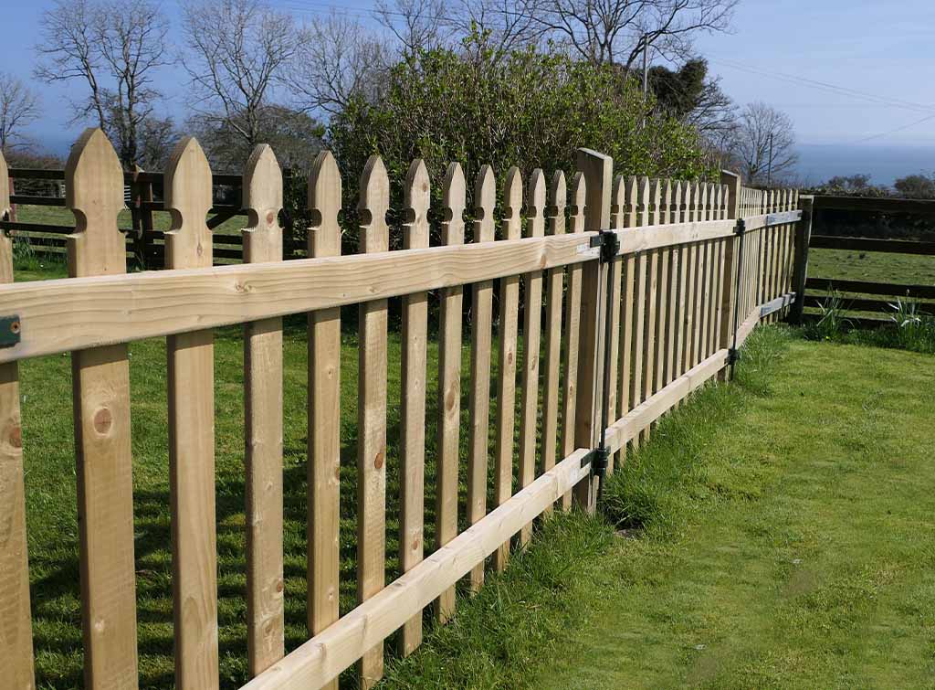 Garden Fence For Dogs