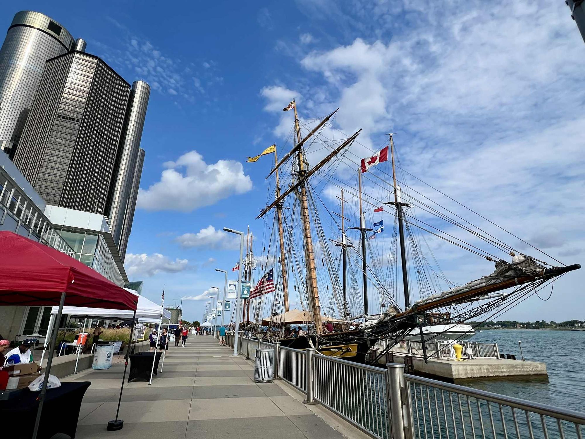 Masts & the Motor City