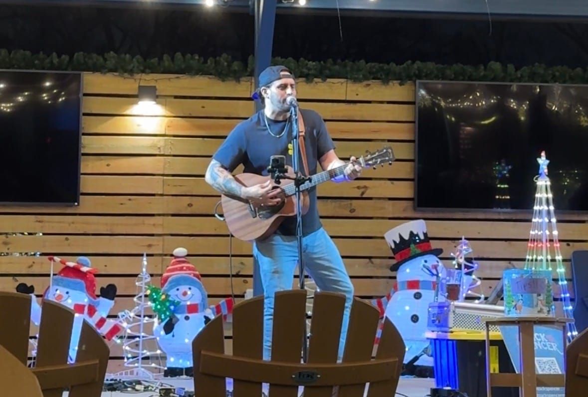 "Pink Pony Club" Turns The Night Around