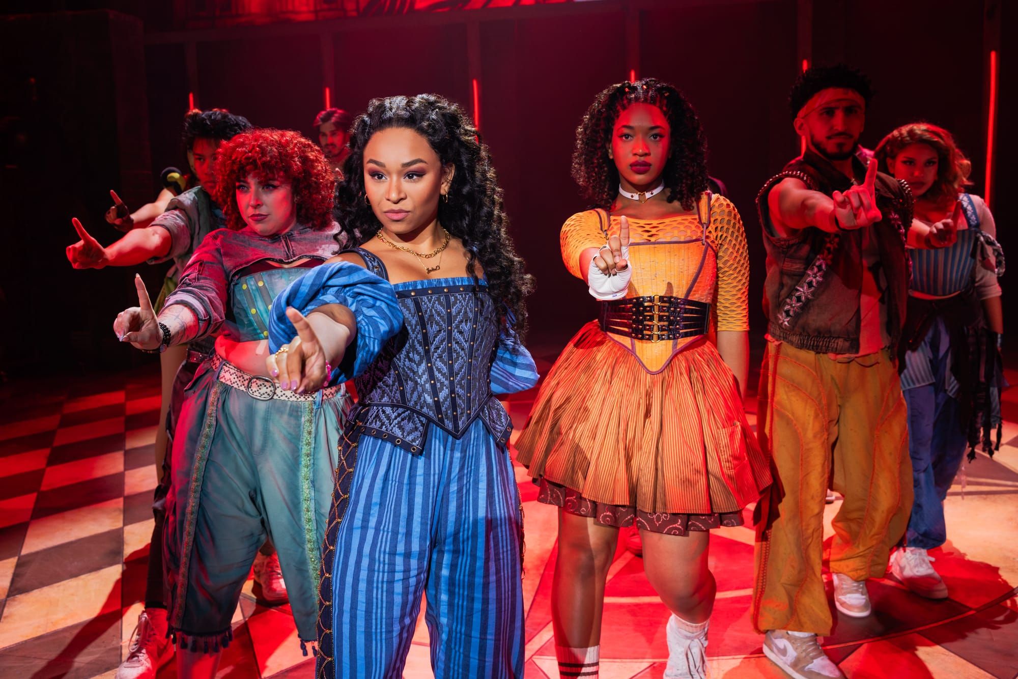 "& Juliet" Offers An Alt Ending