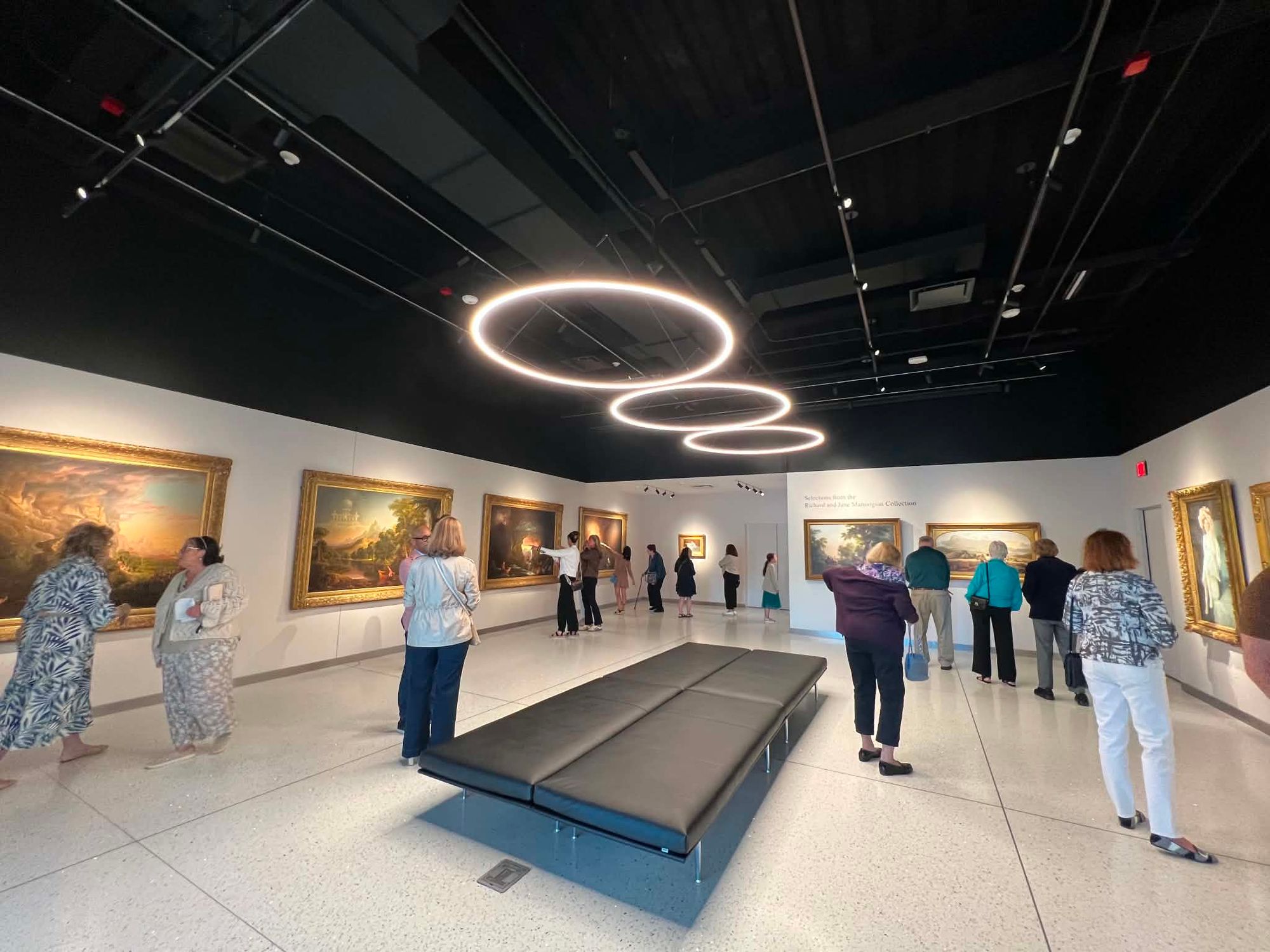 New American Art Gallery Opens