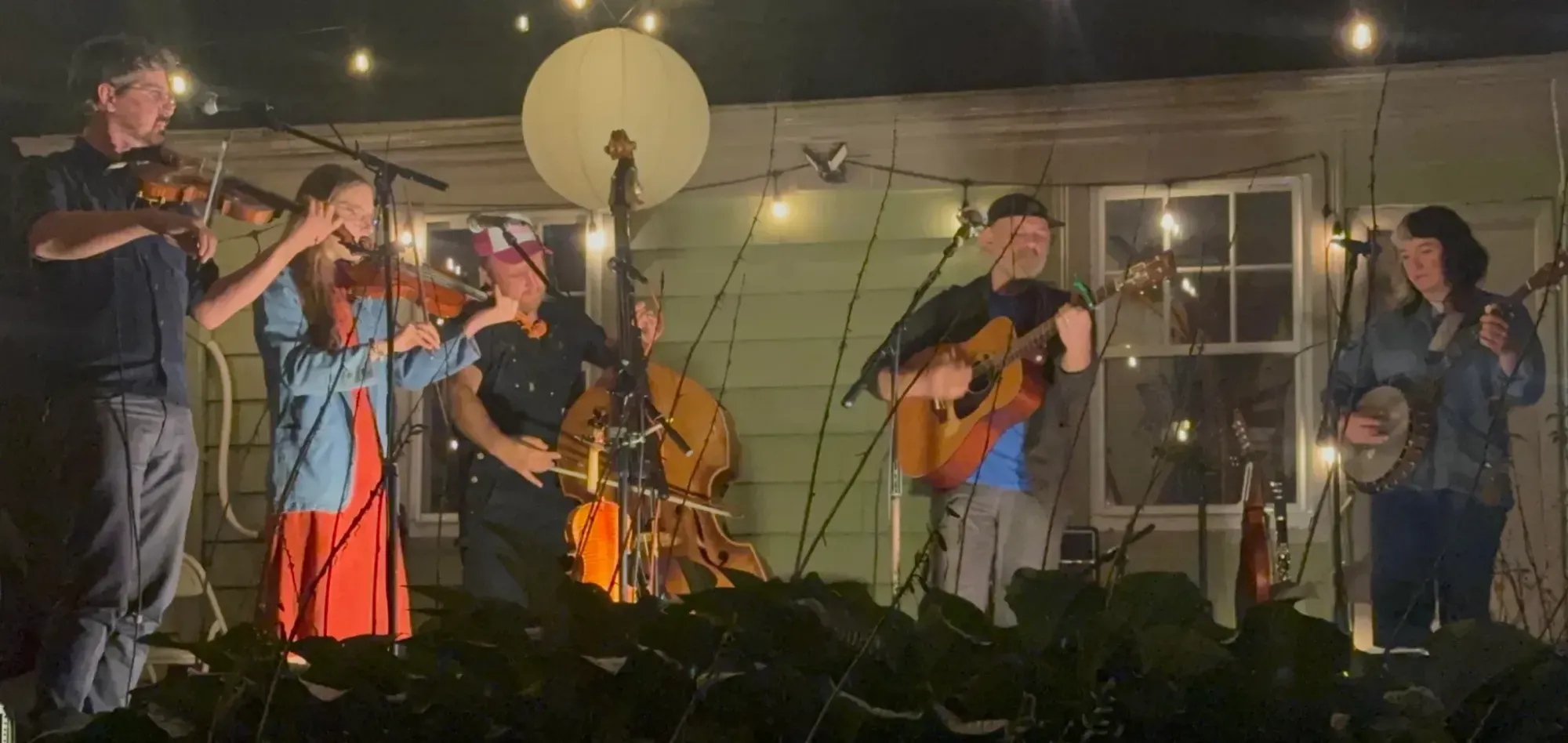 Backyard Folkies Make Room for Heartbreak – and Somersaults