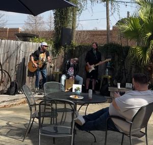 Live Music Brunch Invites People To 'Take it Easy'
