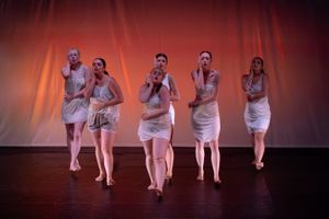 ConteXture Dance Detroit Plays it Safe