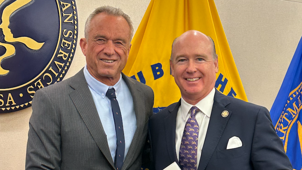 Aderholt Meets with HHS Secretary Kennedy to Discuss Healthcare Priorities