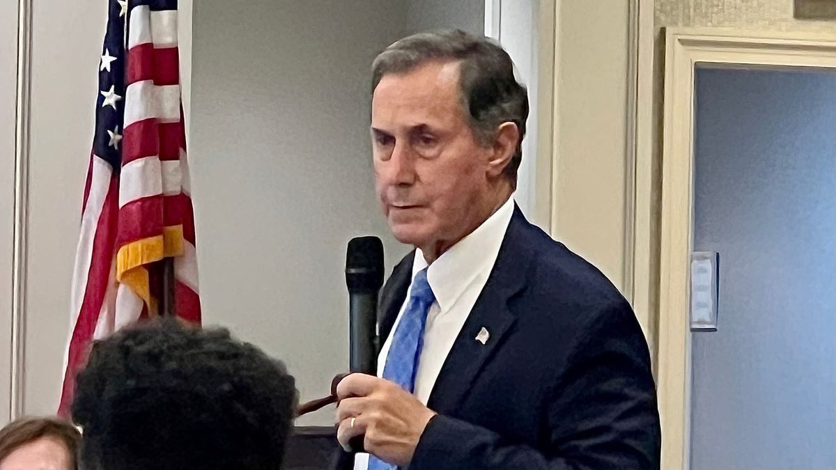 Rep. Gary Palmer Speaks to Capacity Crowd at North Shelby Republican Women’s Meeting