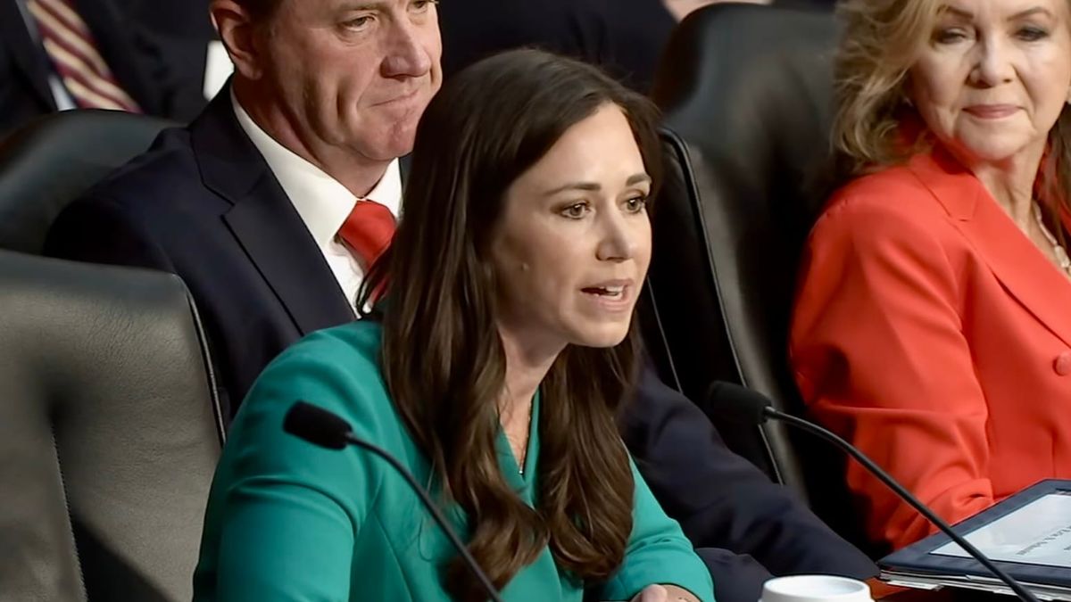 Sen. Katie Britt Presses FBI Director Patel on Political Violence, Leaks, Sextortion, and Crime During Judiciary Hearing