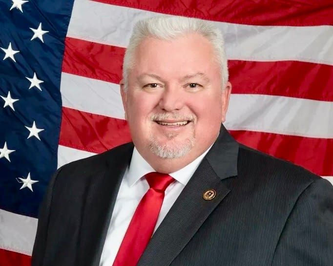 Bill Baker Makes His Case to be Mayor of Enterprise