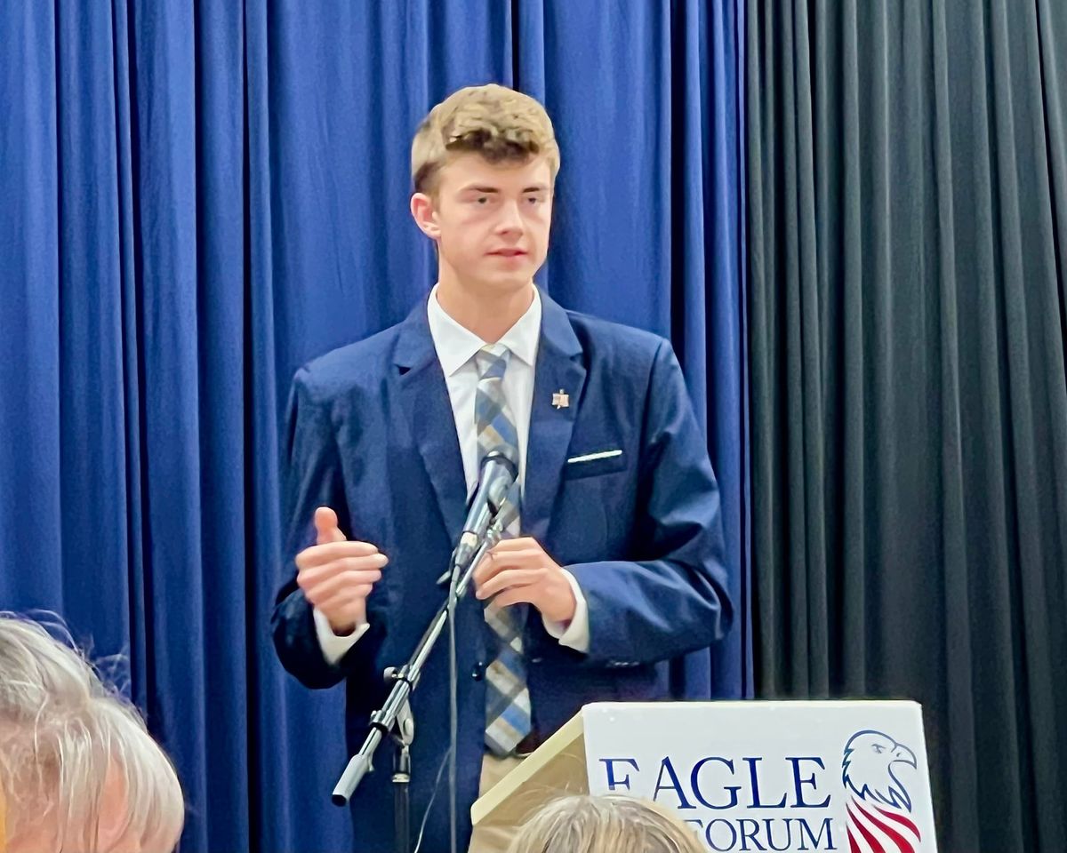 Student Eagles Let Alabama’s Youths Make a Difference