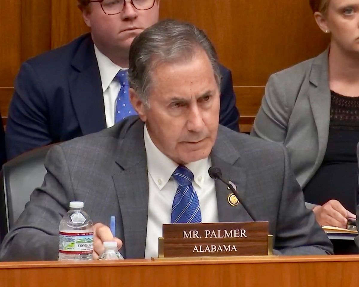 Gary Palmer Votes to Hold Clintons in Contempt