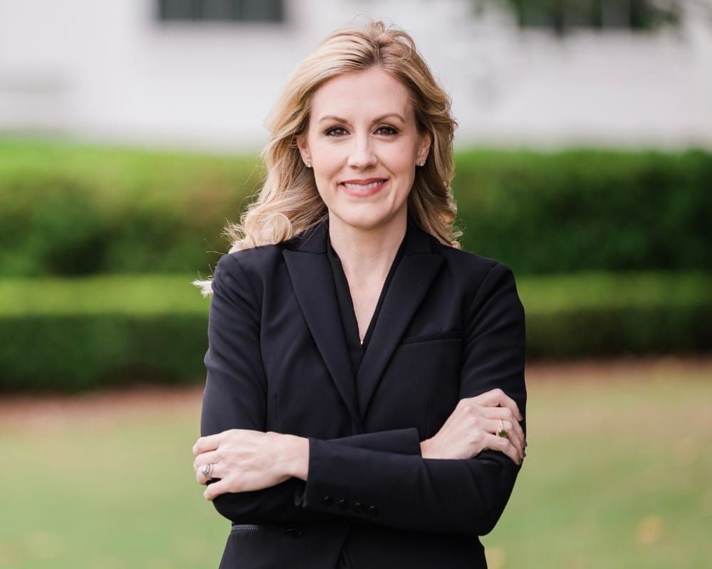 Adair Backs Robertson in AG Runoff Race