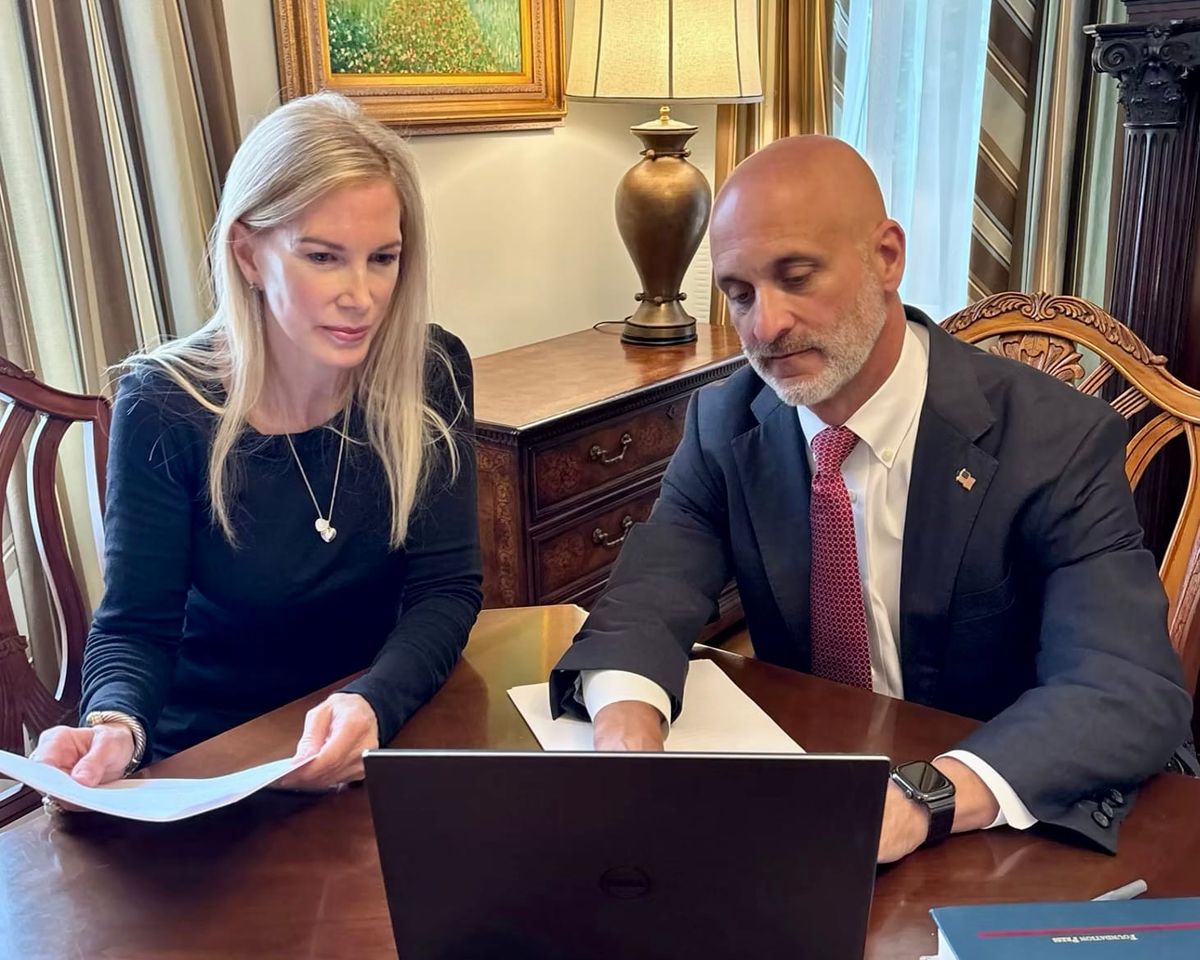 Beth Holloway Backs Lloyd Peeples for HD 48
