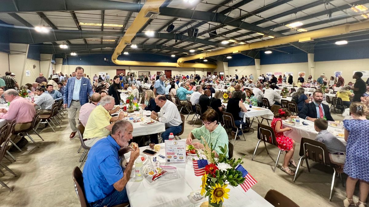 500+ Plates Served at Tomato Sandwich Lunch Wednesday