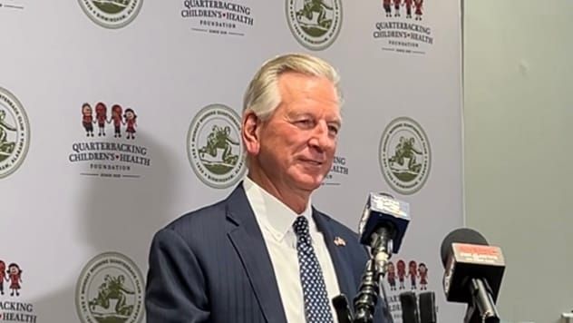 Tuberville Talks Taxes, Schools and Sports in Birmingham