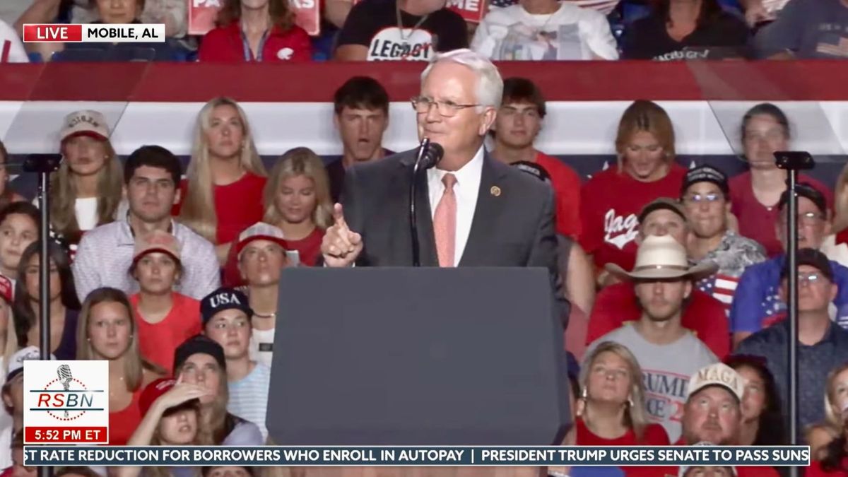 Carl Musters GOP Voters Behind Trump in Mobile
