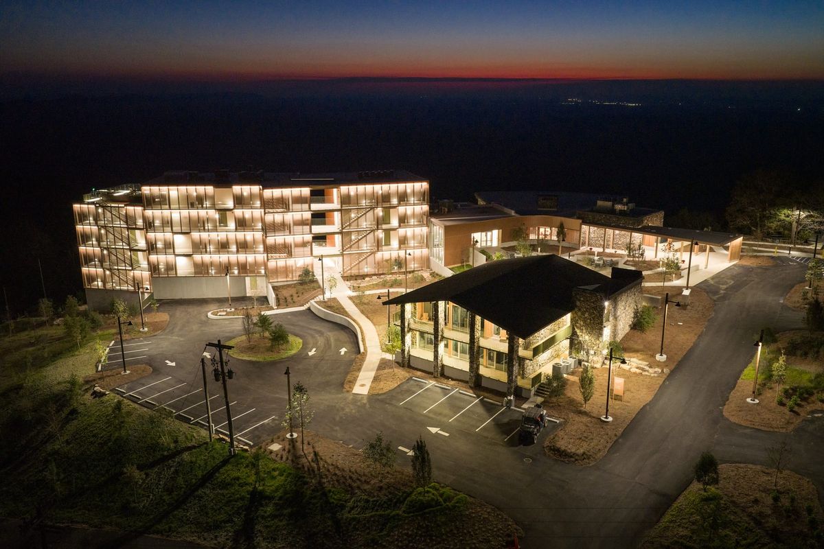 Officials Dedicate Alabama's New Showpiece, The Lodge at Cheaha State Park