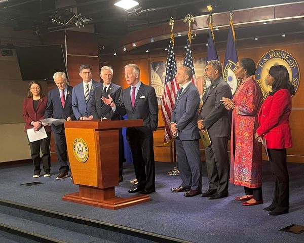 House Democrats Introduce Bill to Curb Presidential Authority on Trade, Targeting Trump-Era Tariffs