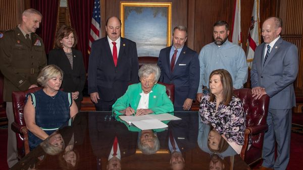 Governor Ivey Signs Houston Hunter Act