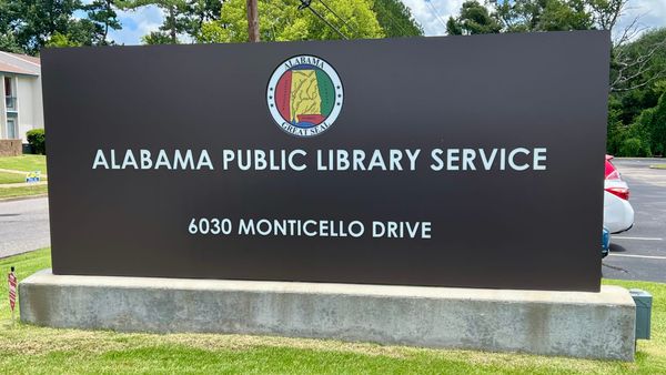 Accusations Fly at APLS as Board Moves to Address Gender Identity Issue