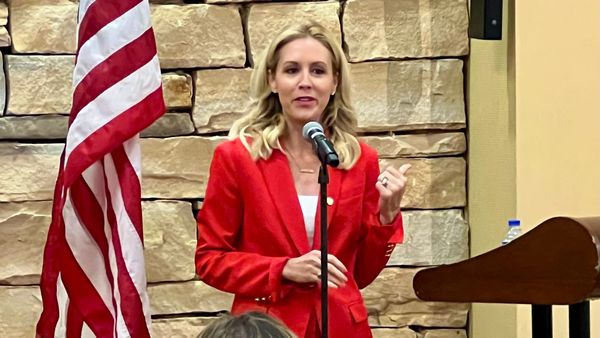 AG Candidate Katherine Robertson Addresses Mid-Alabama Republican Club