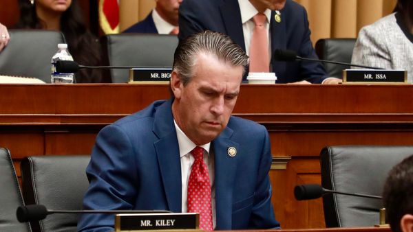 Rep. Barry Moore Backs Families, Challenges Bureaucracy with New Child Welfare Bill