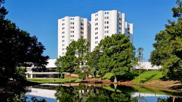 Mobile Hospital Warns of Imminent Break With Major Insurer