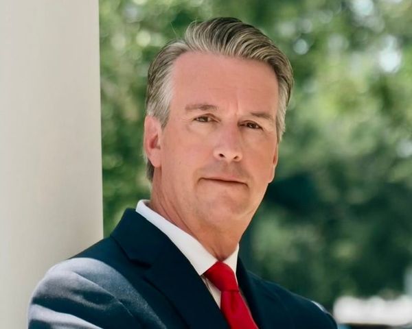 Barry Moore calls on Alabama Legislature to redistrict following Supreme Court decision