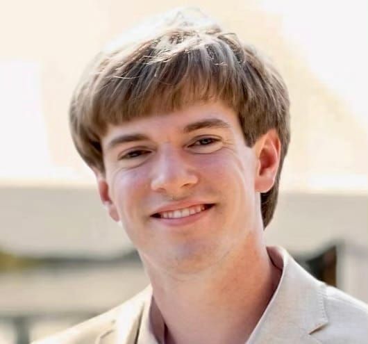 Today’s Political Divide is No Longer Republican vs Democrat…