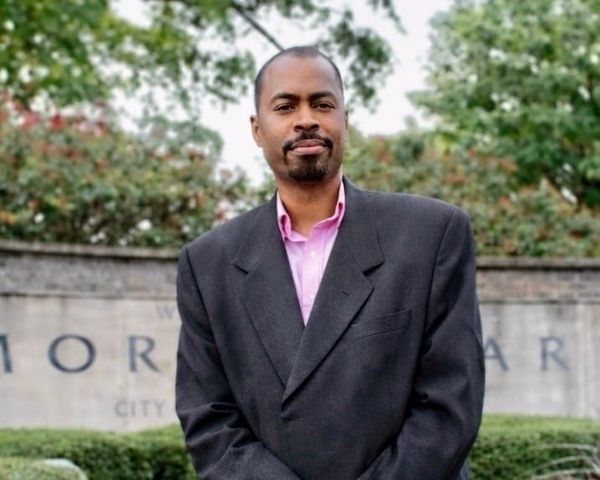 Williams Drafts Bill on Pretrial Mugshot Harm