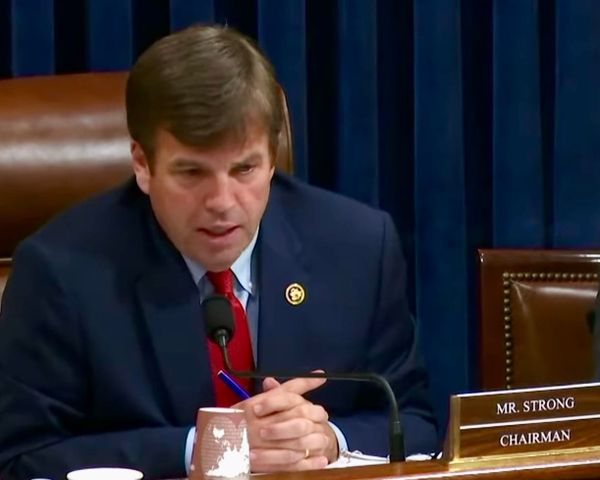 Strong Praises FISA Bill Passage With New Accountability Rules