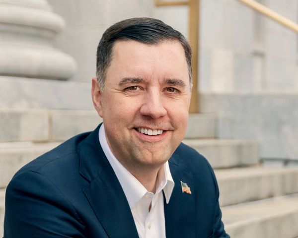 Hamlin Endorses Mitchell in AG Runoff