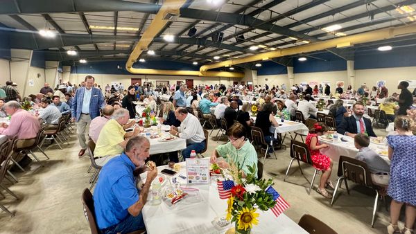 500+ Plates Served at Tomato Sandwich Lunch Wednesday