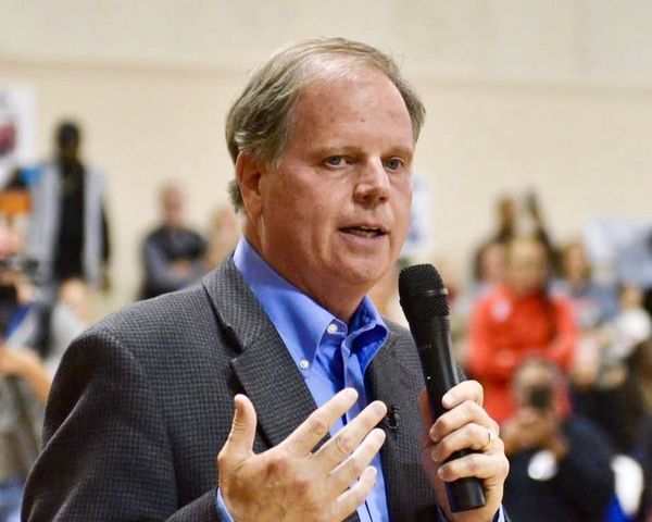 Doug Jones Celebrates Women’s Equality Day, Calls for Equal Opportunity for Alabama Women