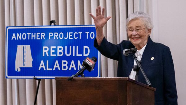 Ivey awards $3.8 million for Alabama road projects