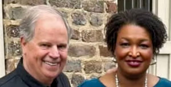 Short-Circuiting a Surge: How the Doug Jones Campaign Strategy May Have Upended the Alabama Governor’s Race