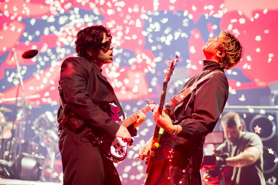 5 Seconds of Summer are Stars in Boston