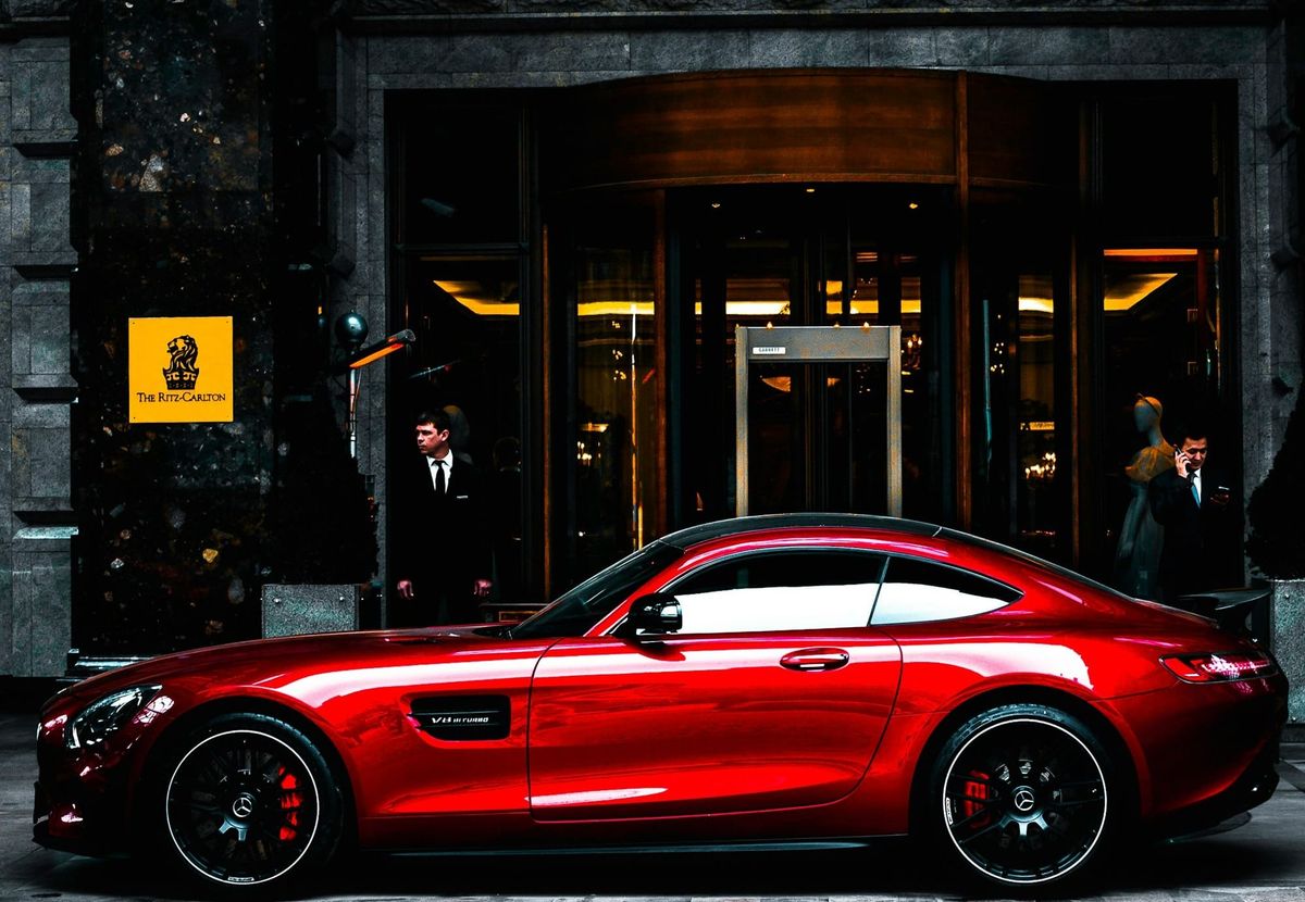 Bain: Global Luxury Client Base Shrinks to 330M in 2025