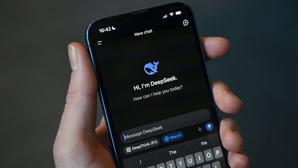What CMOs Can Learn from DeepSeek and the Global AI Arms Race