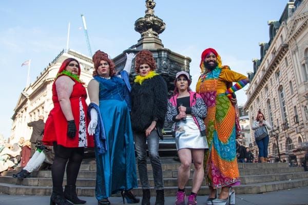 Get Dragged On Board this summer and Dragged Around London