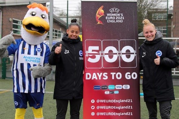 LIONESSES PREPARE TO ROAR