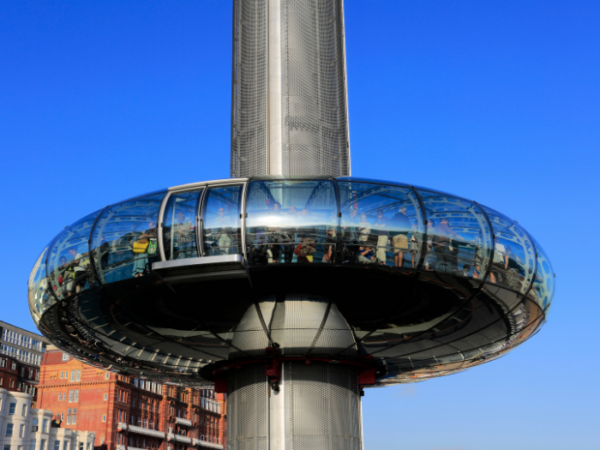 Brighton i360 enters into administration