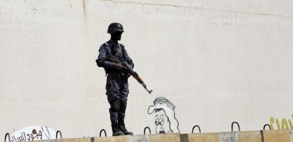 Huthi authorities sentence seven to stoning and two to crucifixion for homosexual ‘crimes’